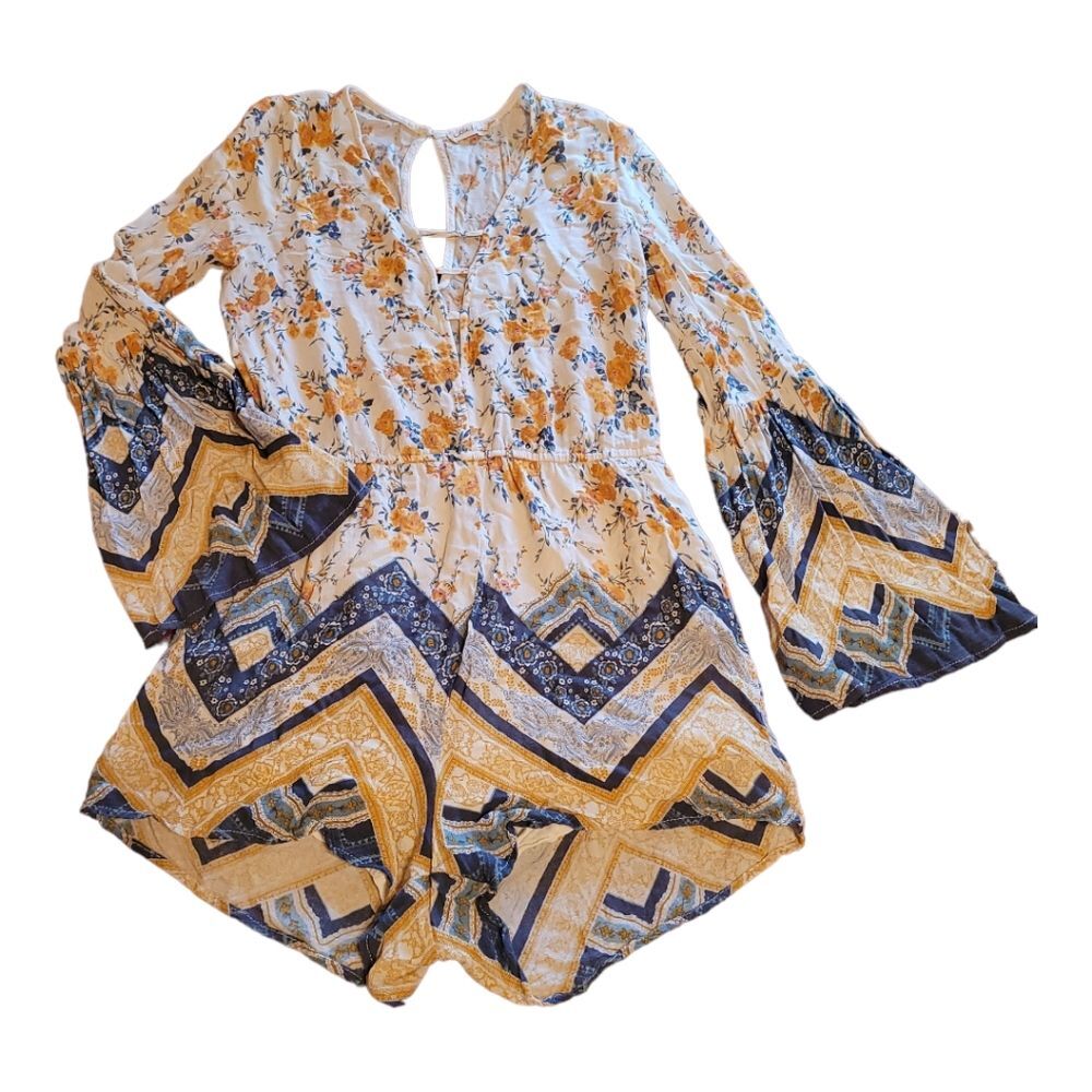 Chloe & Katie Fun Floral Chevron Women's Romper Size Small